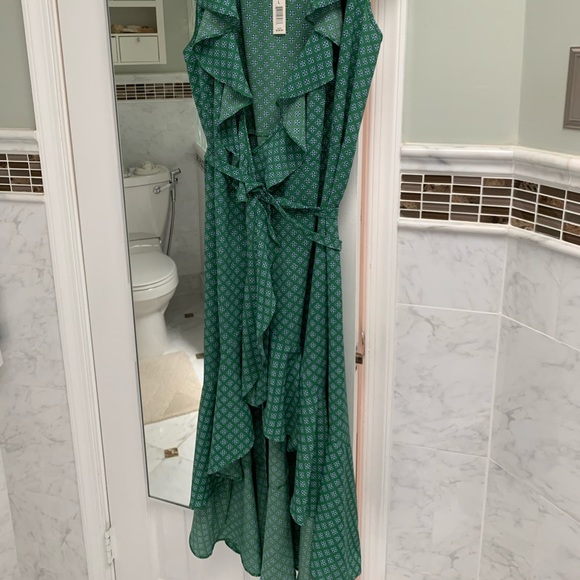 Max Studio wrap around dress no tags - Picture 5 of 8